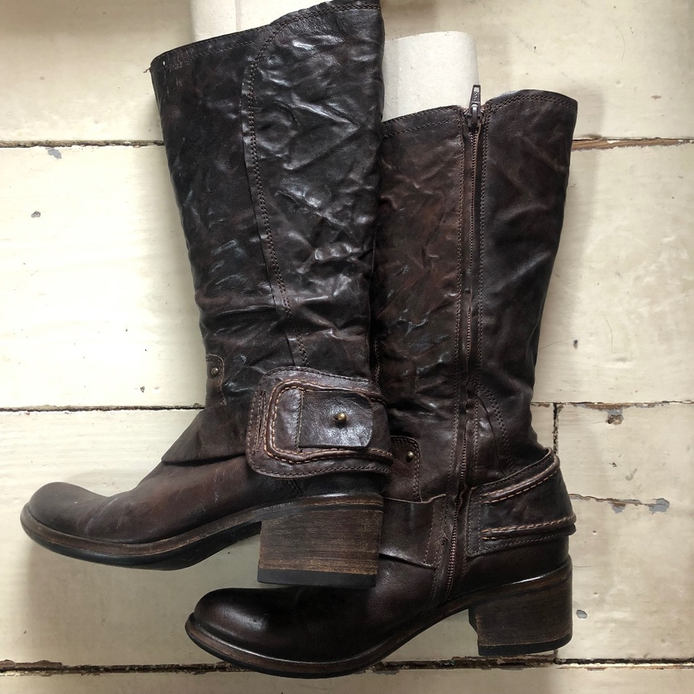 Vic Matie leather zip-up boots